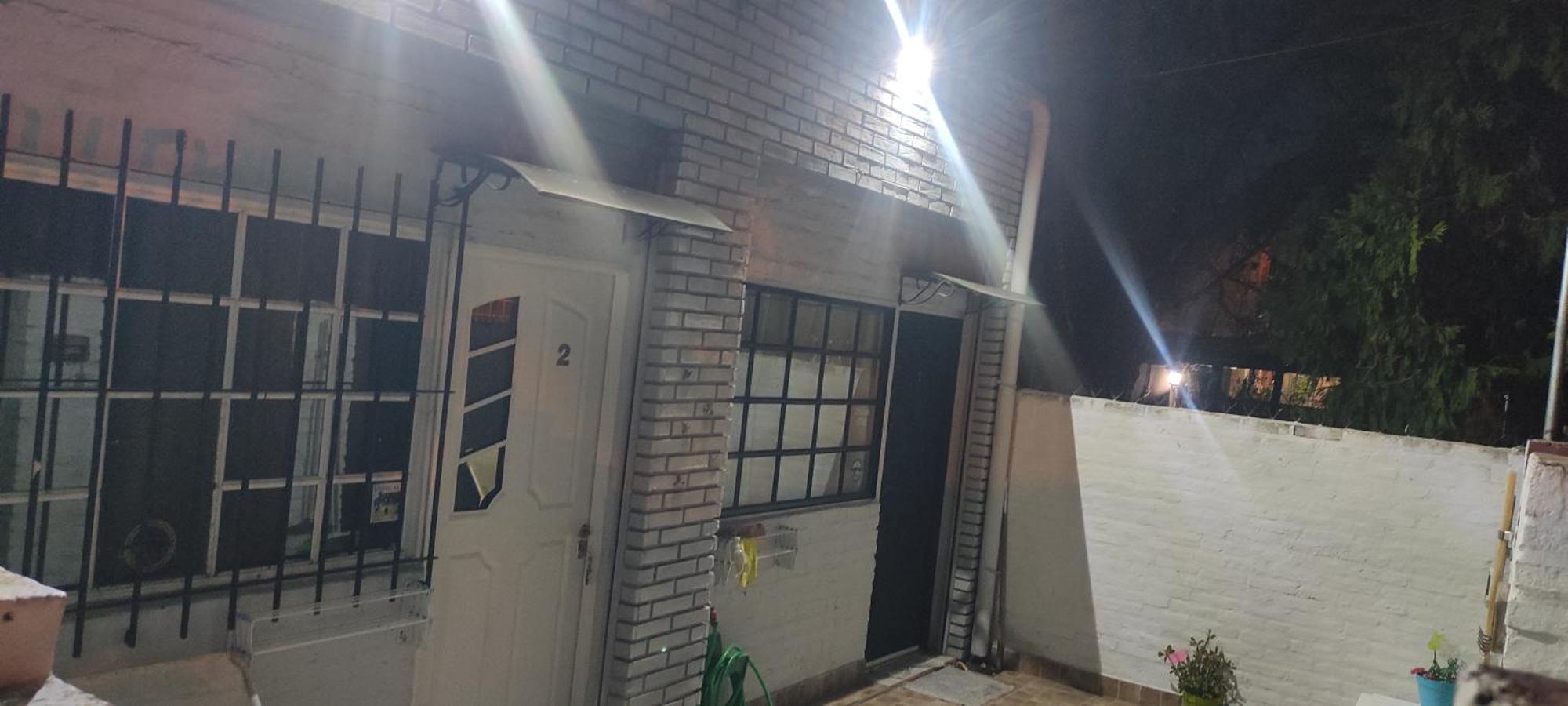 Hospedaje 3 Aeropuerto Ezeiza Pet Friendly Tranfer Gratis Desde Y Hacia El Aeropuerto De Ezeiza A 20 Minutosアパートメント エクステリア 写真